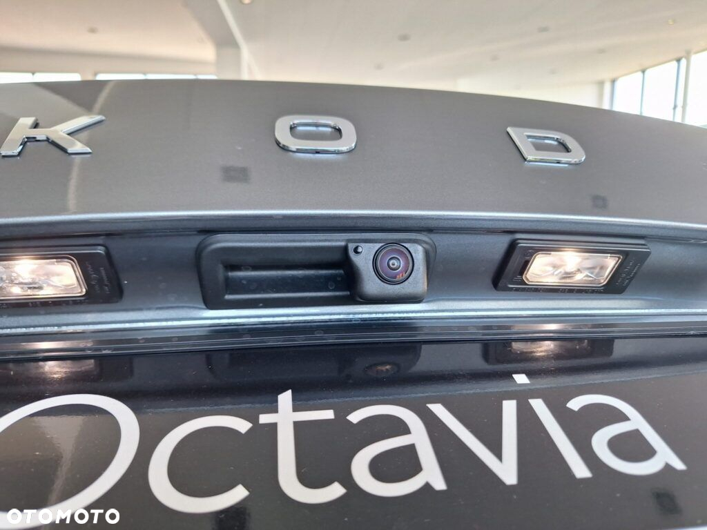 Skoda Octavia 2.0 TDI Edition 130 Selection DSG - 21