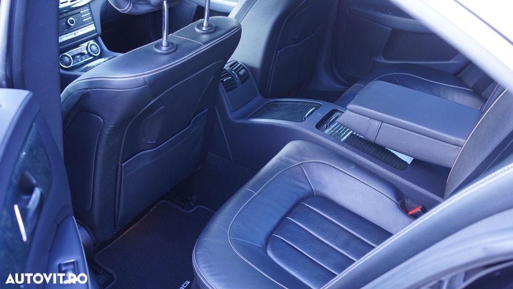 Mercedes-Benz CLS - 16