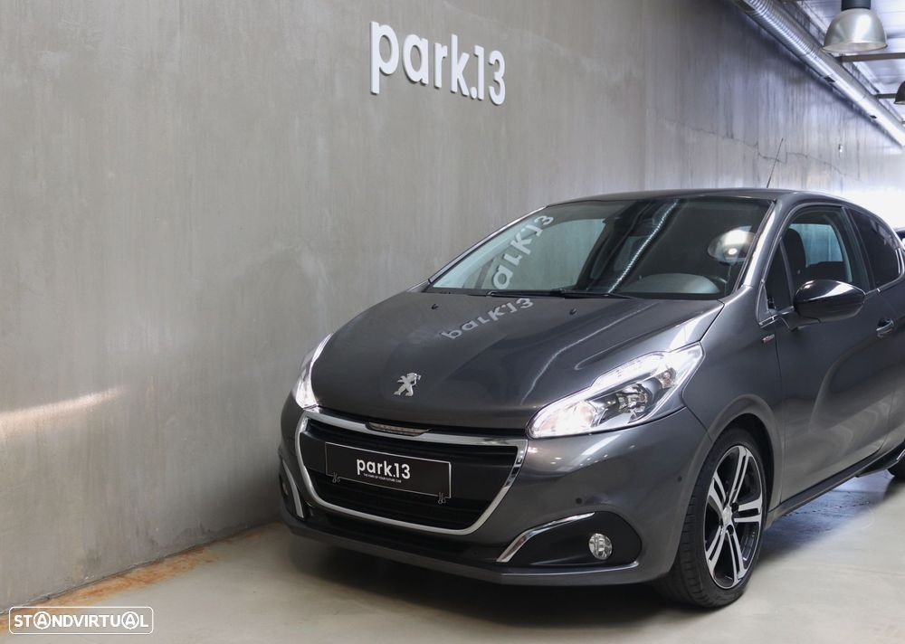 Peugeot 208 1.2 PureTech GT Line - 44