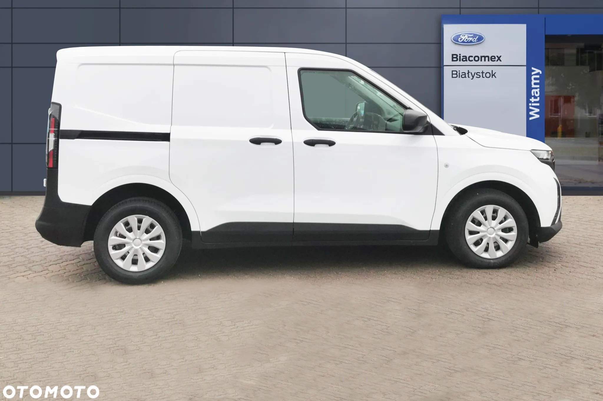 Ford Transit Courier - 8
