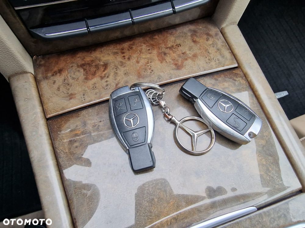 Mercedes-Benz Klasa E 350 CDI DPF 4Matic BlueEFFICIENCY 7G-TRONIC - 18