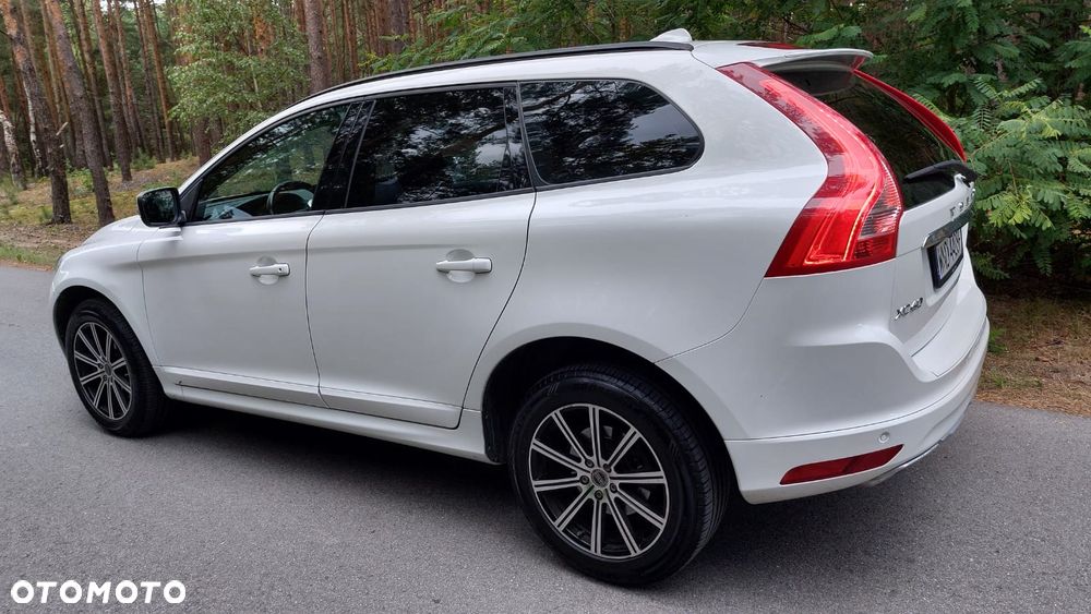Volvo XC 60 D4 Drive-E Momentum - 6
