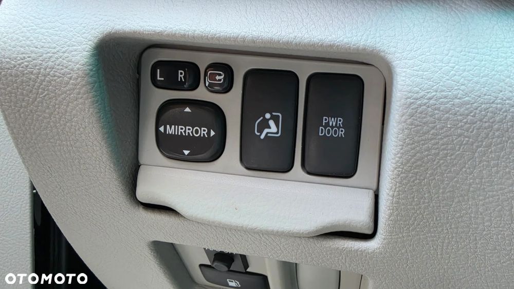 Lexus RX 300 Luxury - 13