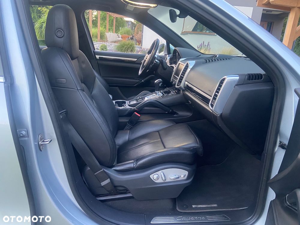 Porsche Cayenne - 13