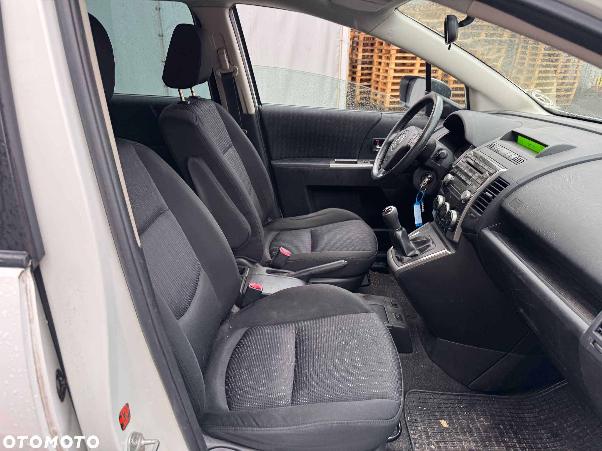Mazda 5 - 17