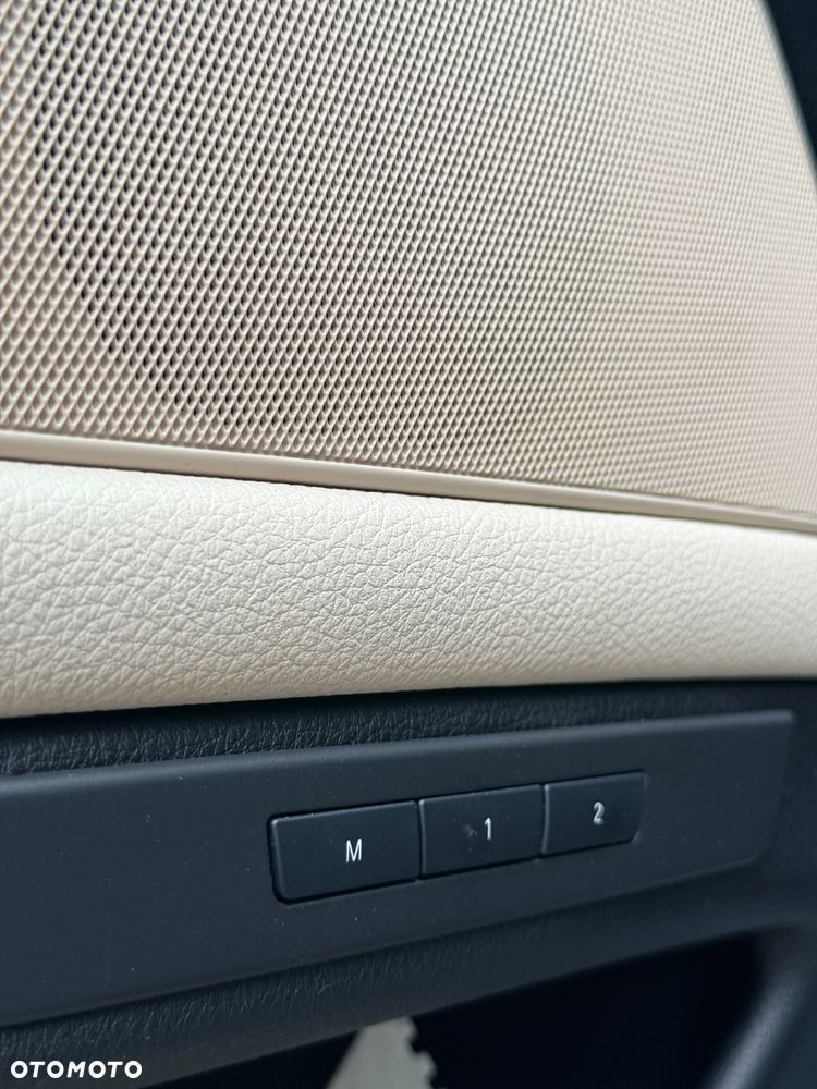 BMW Seria 5 - 13