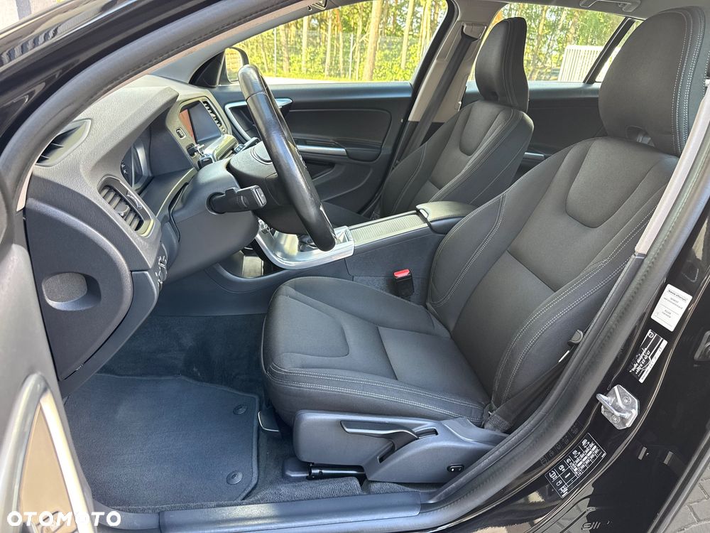 Volvo V60 D3 Geartronic Momentum Pro - 16