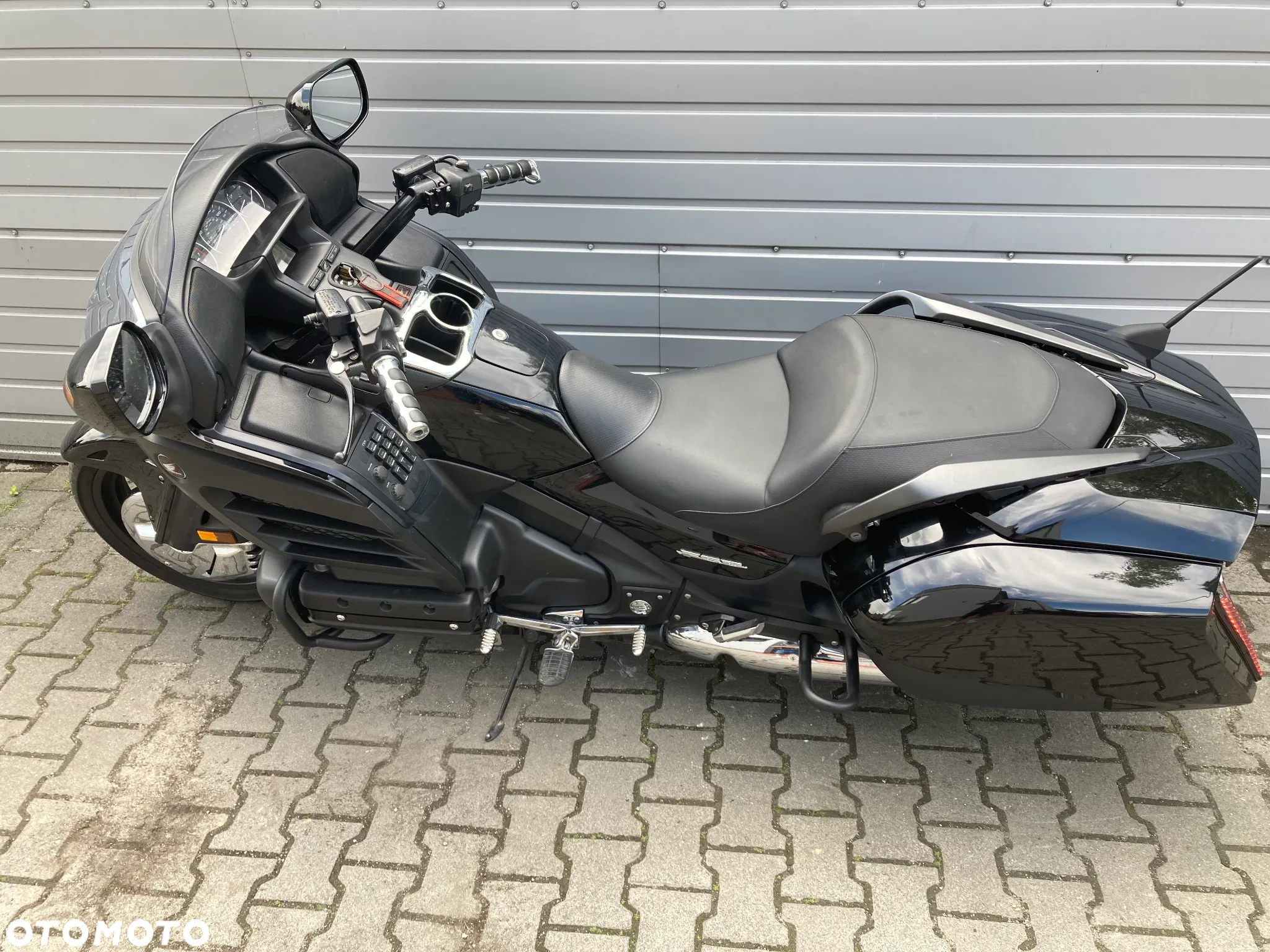 Honda GL - 7