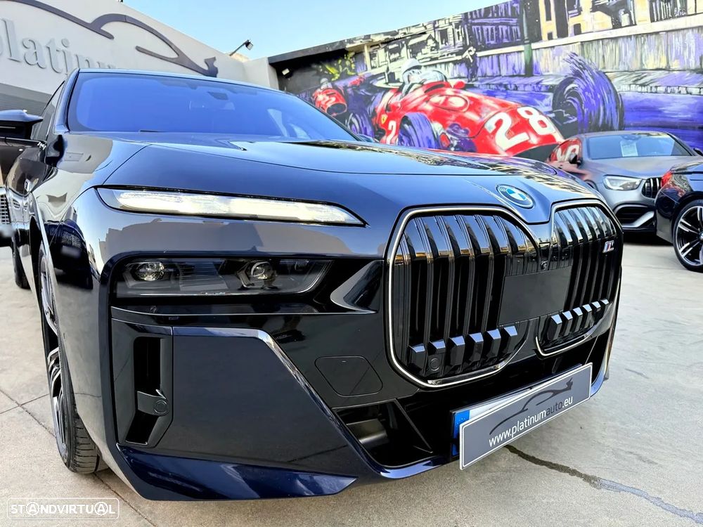 BMW 760 Me xDrive - 49