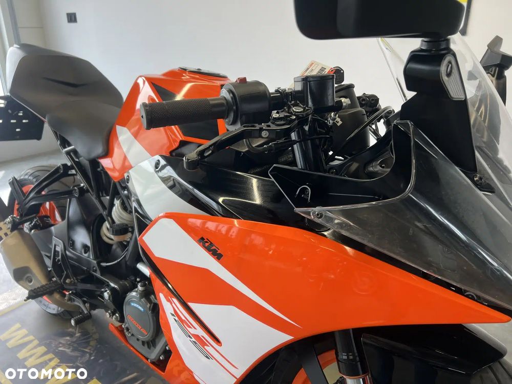 KTM RC 125 - 20