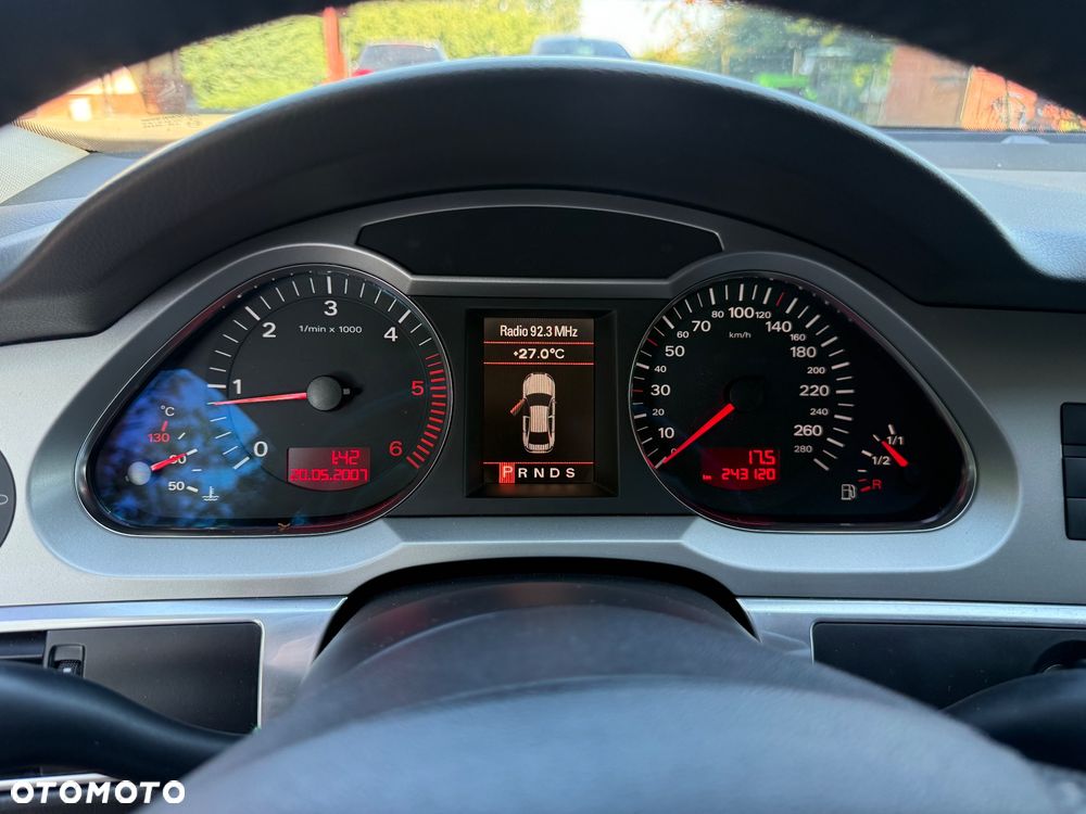 Audi A6 Limousine 3.0 TDI DPF quattro tiptronic - 14