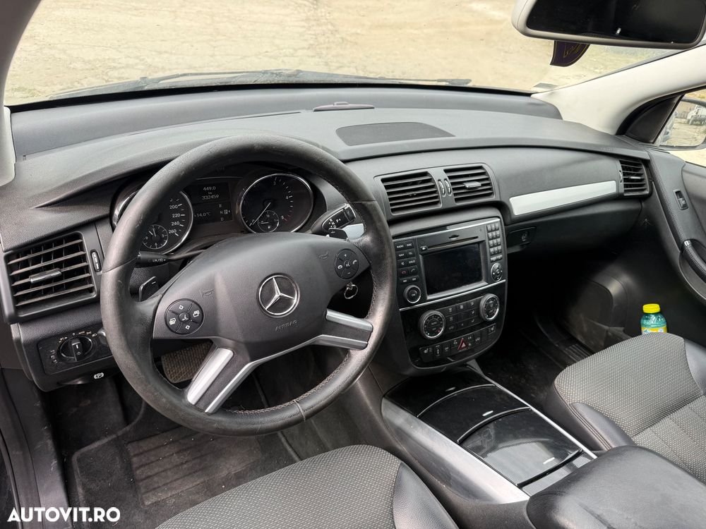 Plansa bord mercedes r class w251 non facelift - 2