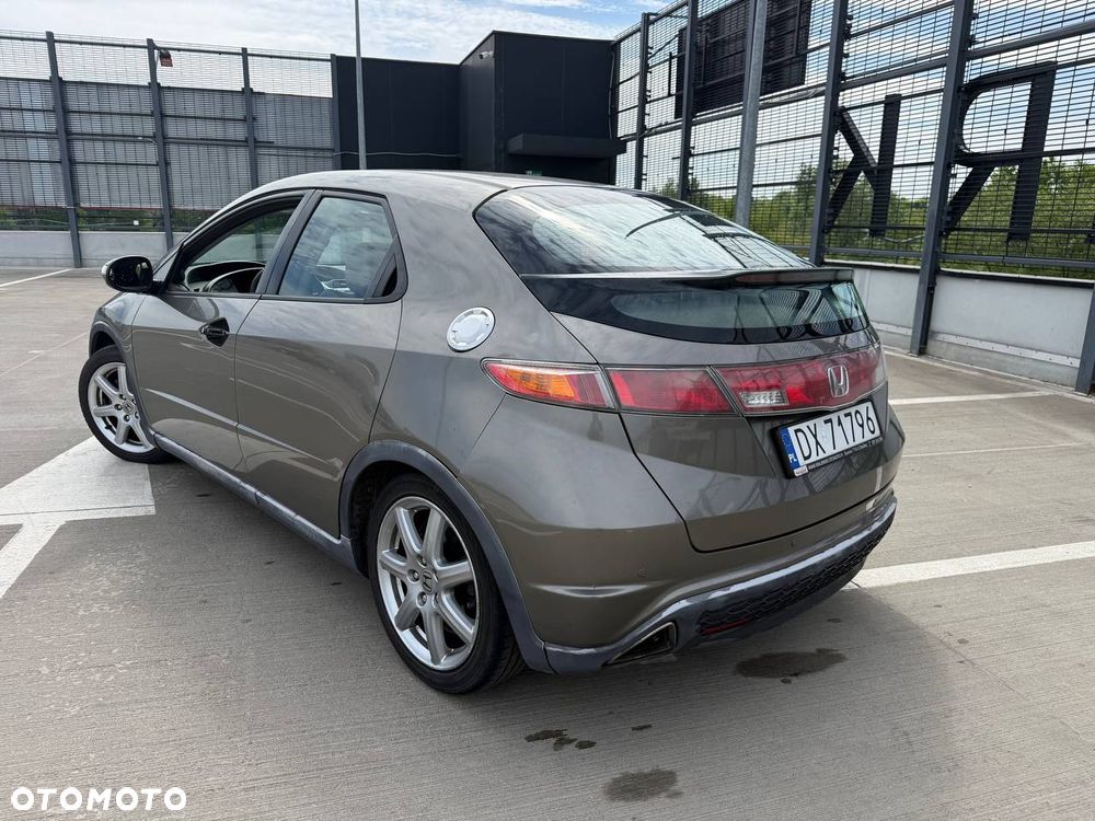 Honda Civic 1.8i-VTEC Sport - 7