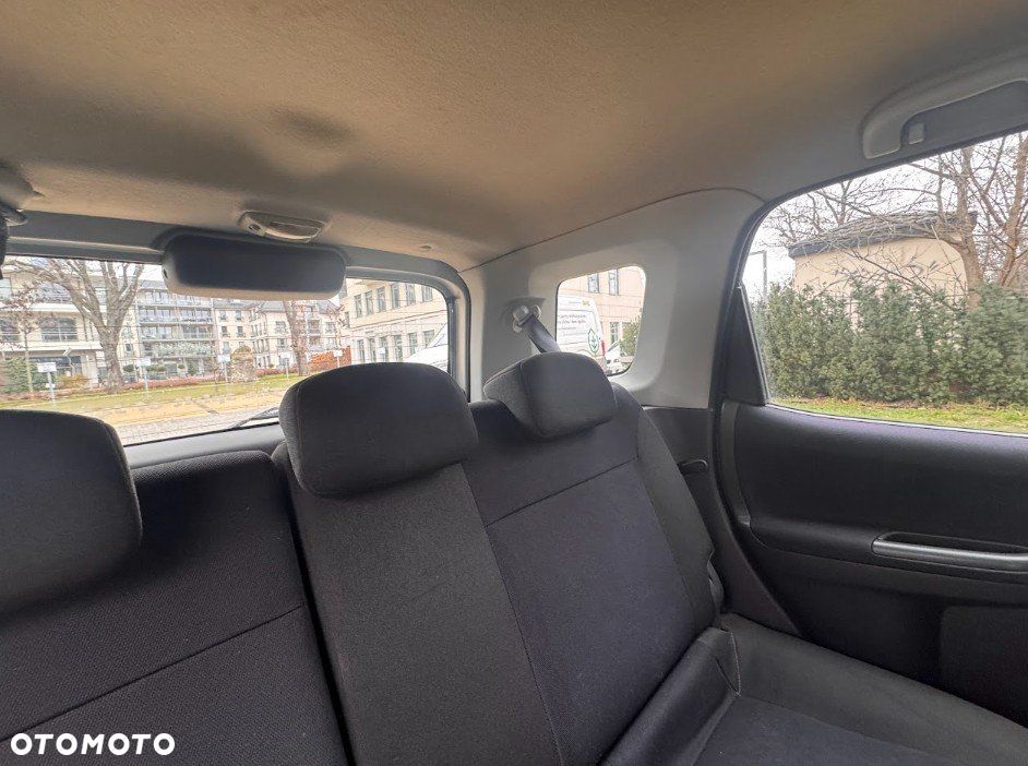 Suzuki Ignis - 12