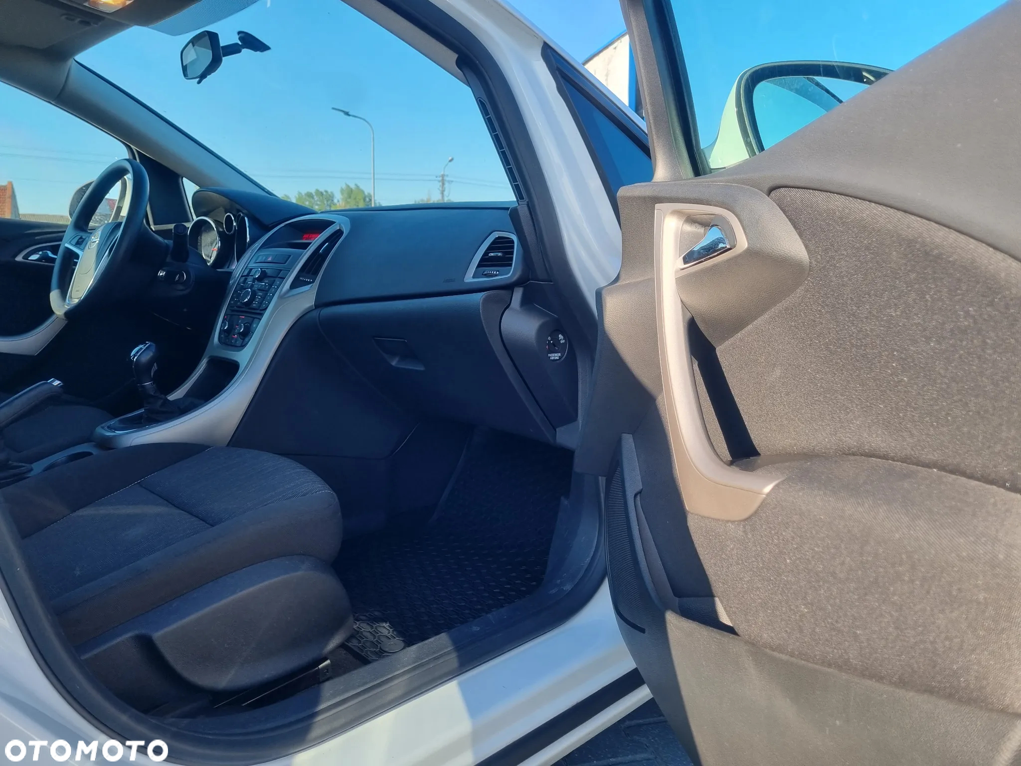 Opel Astra 1.7 CDTI DPF Sports Tourer Exklusiv - 29