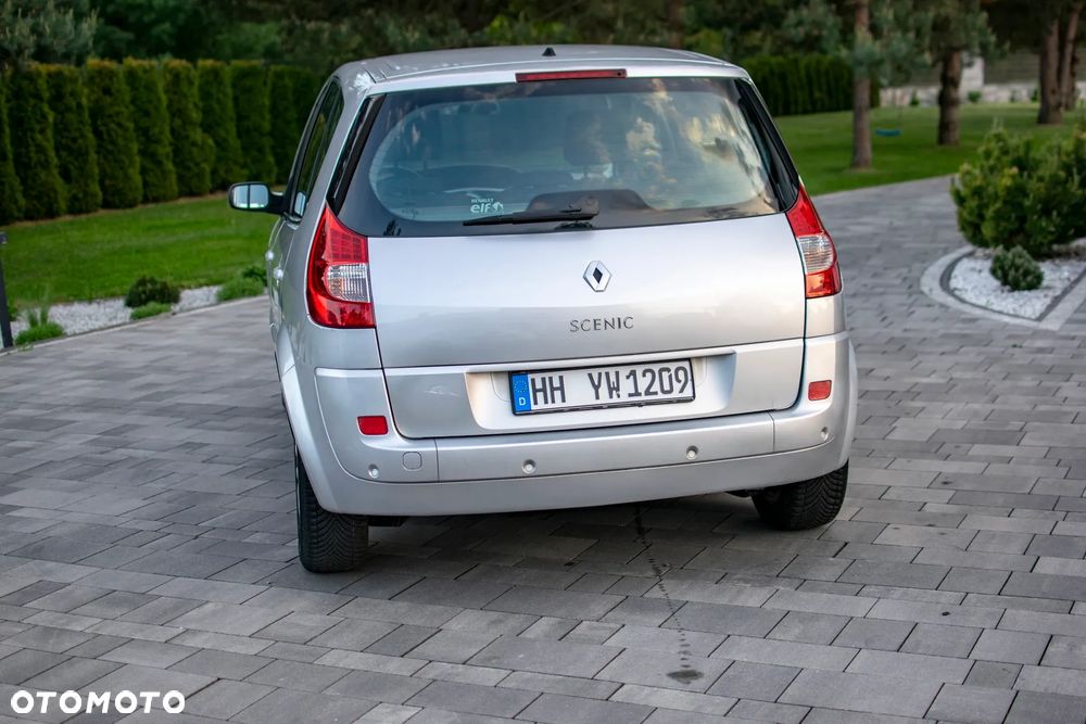 Renault Scenic - 24
