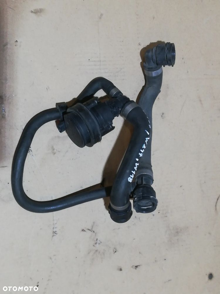 DODATKOWA POMPA WODY MERCEDES A0005004386 - 1