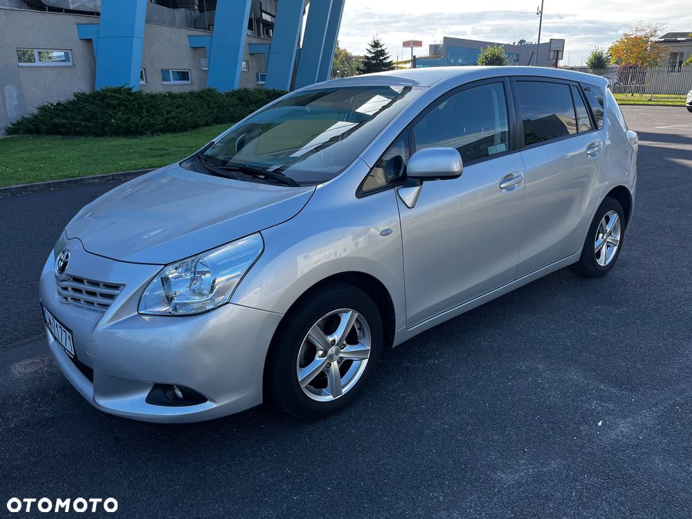 Toyota Verso 1.6 Luna EU5 - 1