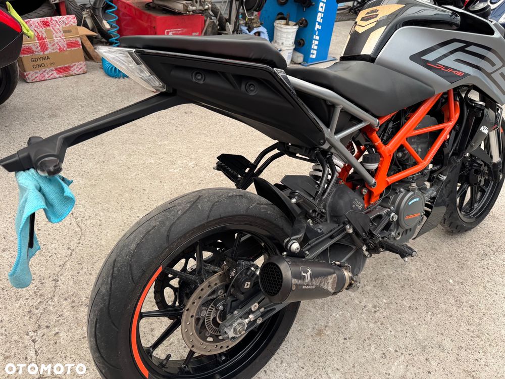KTM Duke 125 - 17