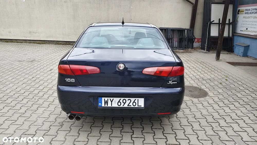 Alfa Romeo 166 - 3