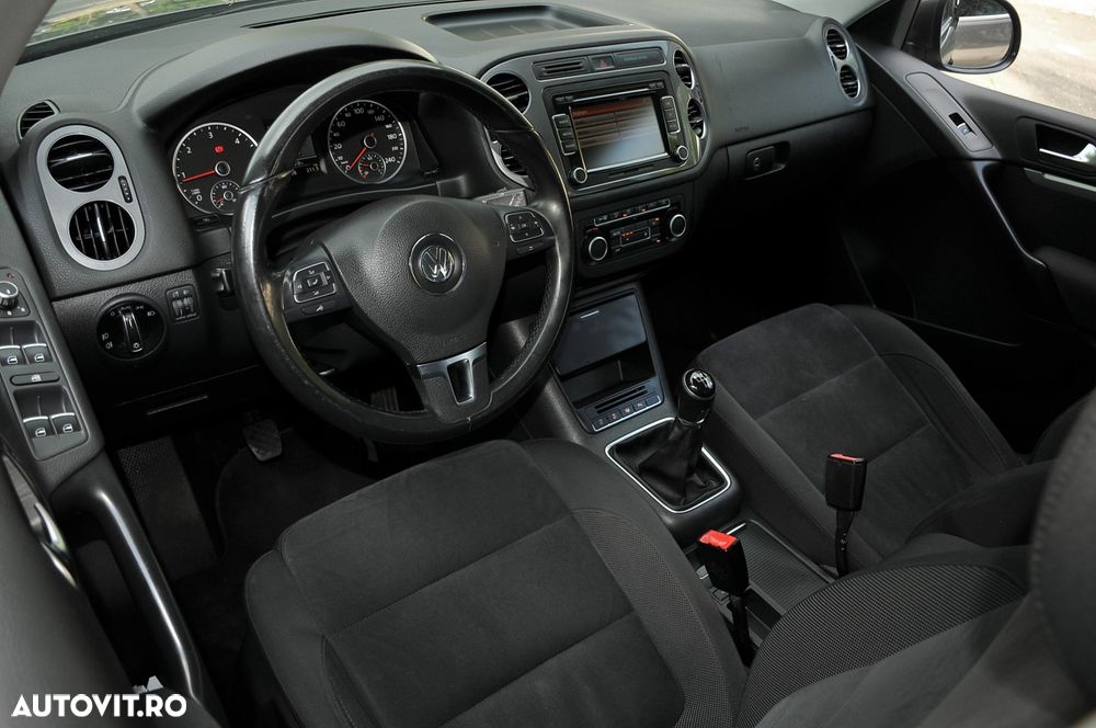 Volkswagen Tiguan 2.0 TDI DPF BlueMotion Technology Exclusive - 8