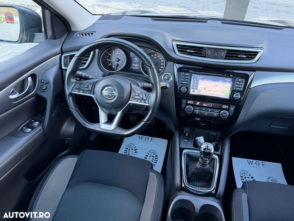 Nissan Qashqai 1.3 DIG-T N-CONNECTA - 29
