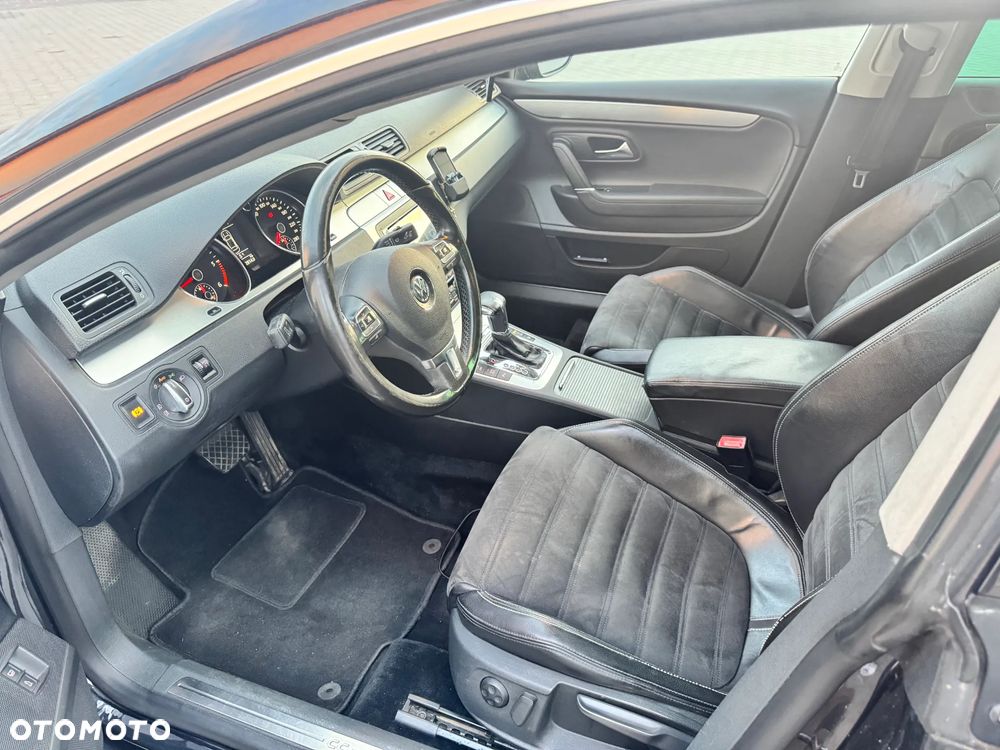 Volkswagen Passat CC - 22