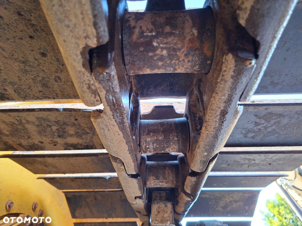 Caterpillar CAT D6N LGP - 26