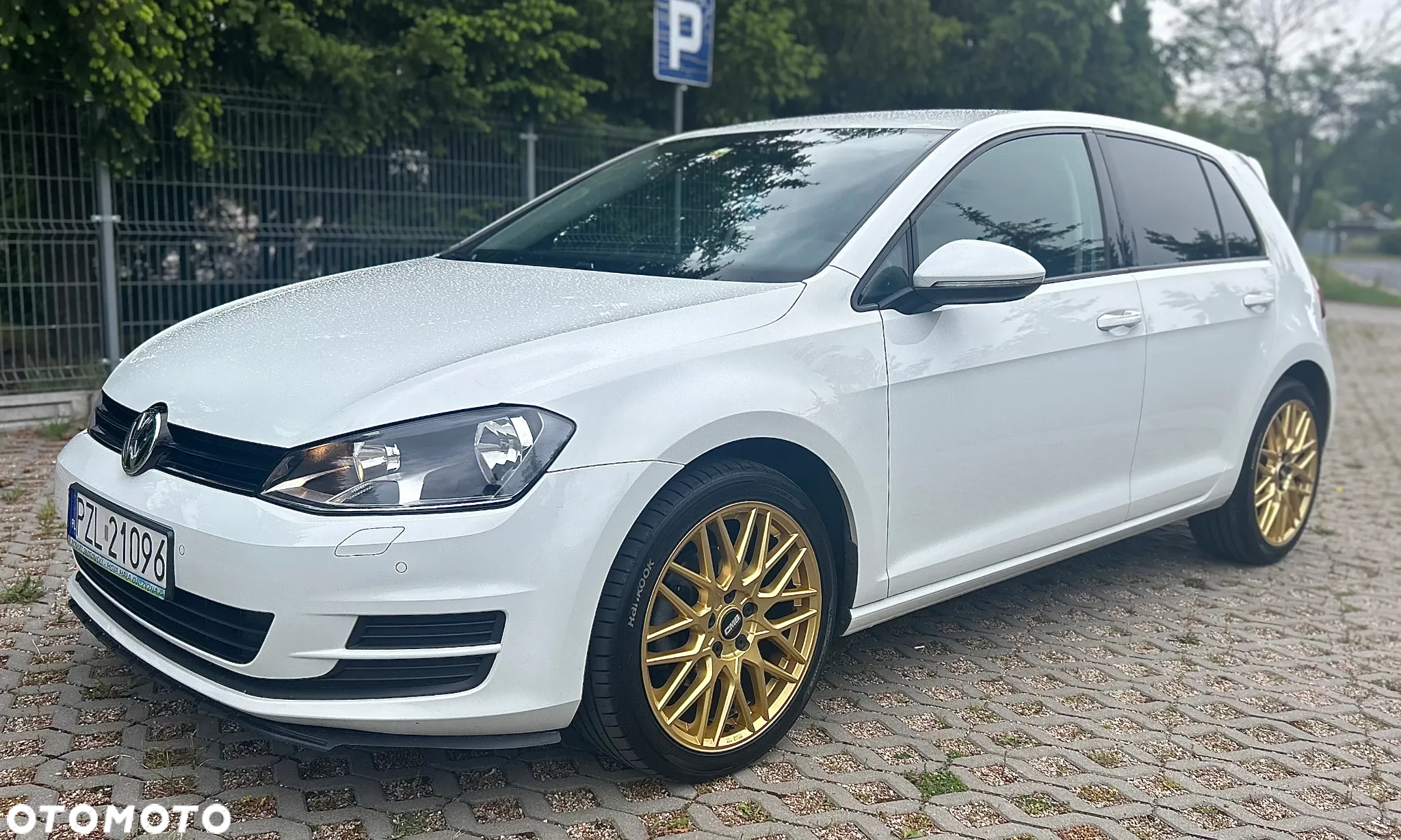 Volkswagen Golf 1.6 TDI 4Motion BlueMotion Technology Comfortline - 2