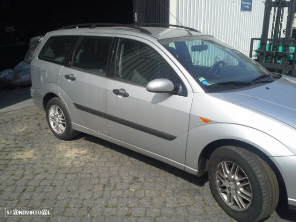 Porta Frente Direita Ford Focus Turnier (Dnw) - 2