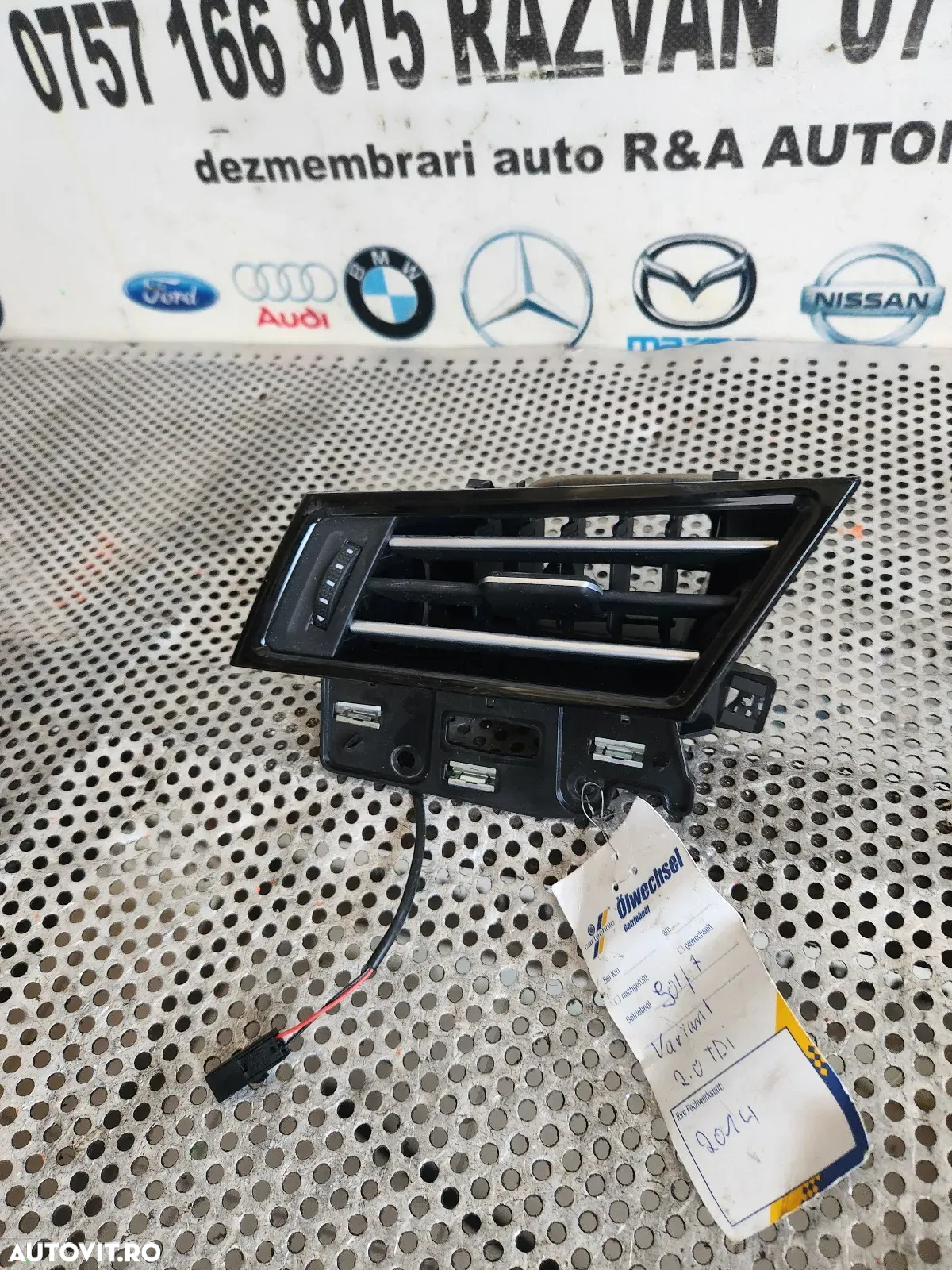 Grila Aerisire Ventilatie Bord Stanga Vw Arteon Cod 3G - 3