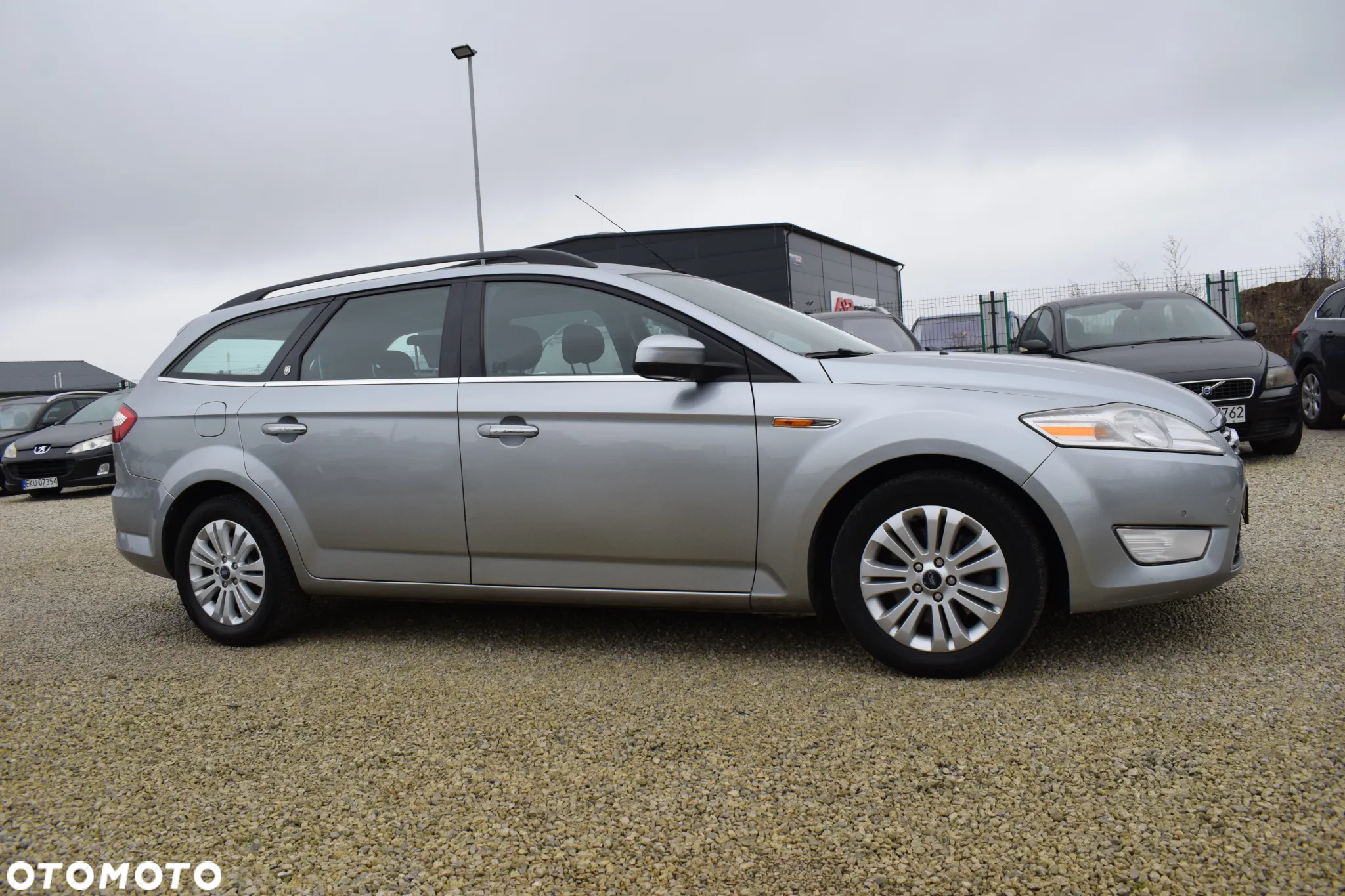 Ford Mondeo 2.0 Ghia - 4