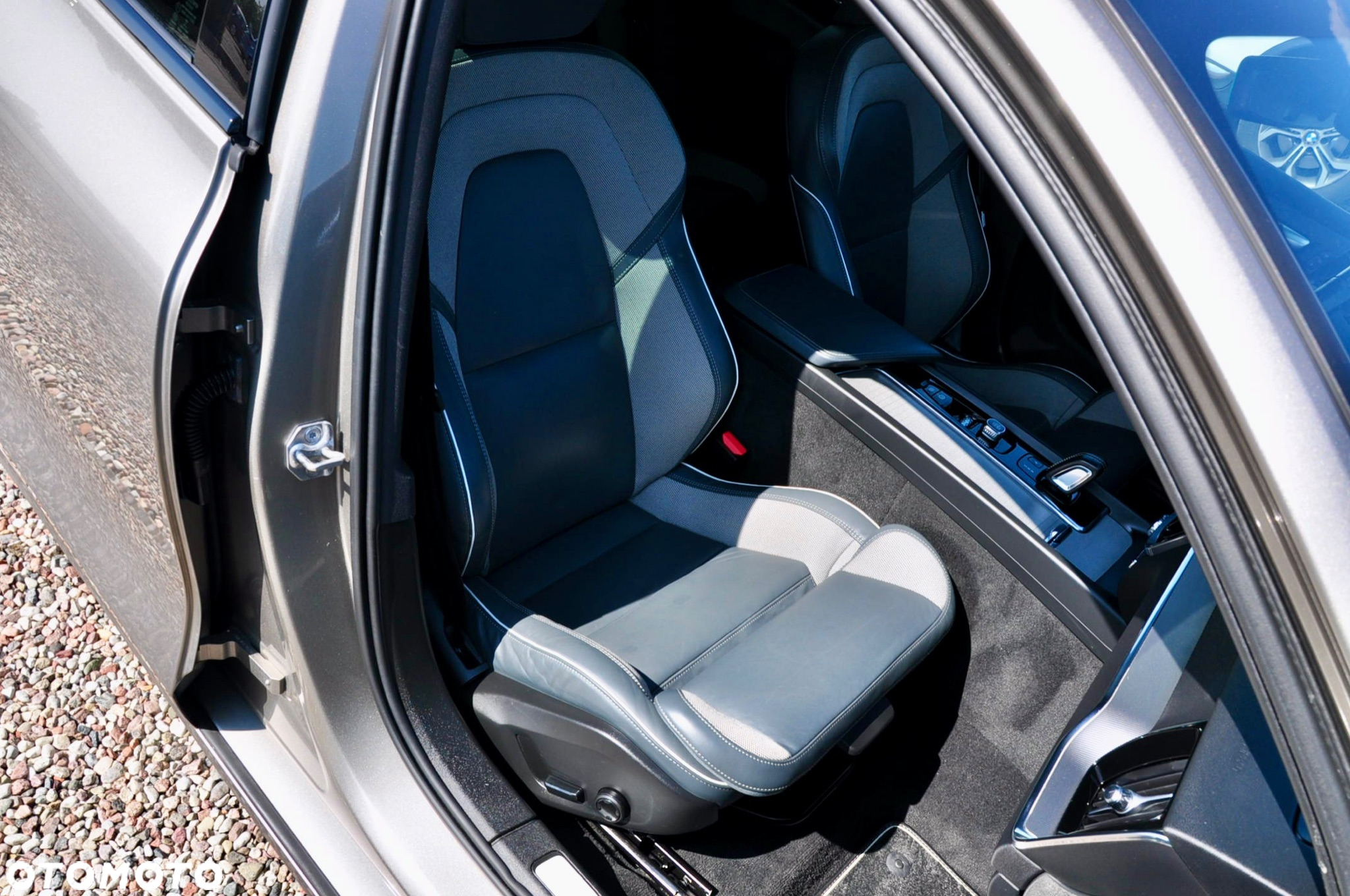 Volvo V60 B3 B Geartronic RDesign - 19