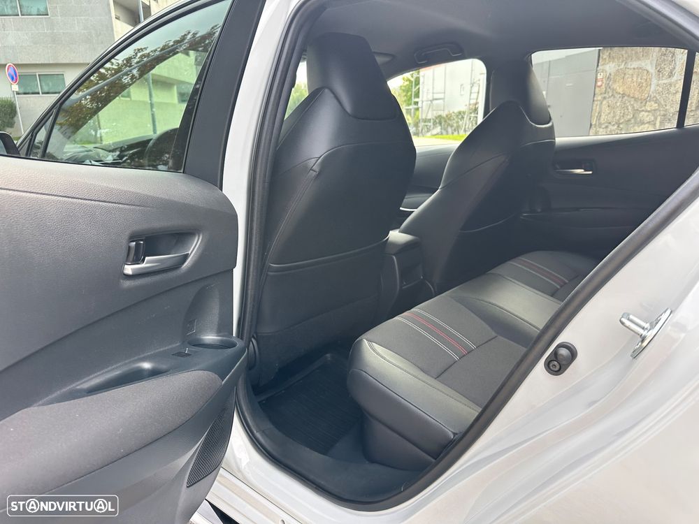 Toyota Corolla 1.8 Hybrid GR-Sport - 39