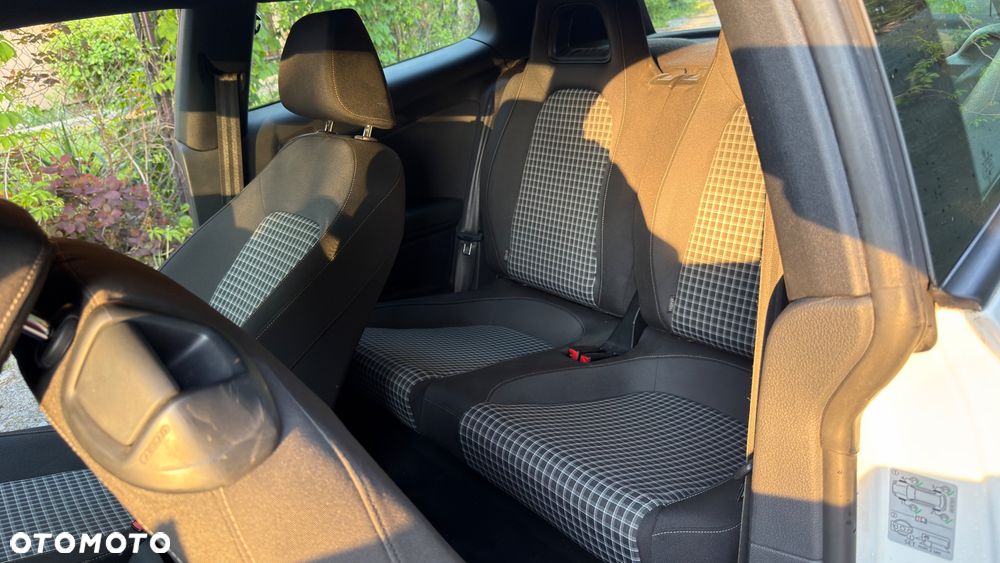 Volkswagen Scirocco 2.0 TSI BMT - 20