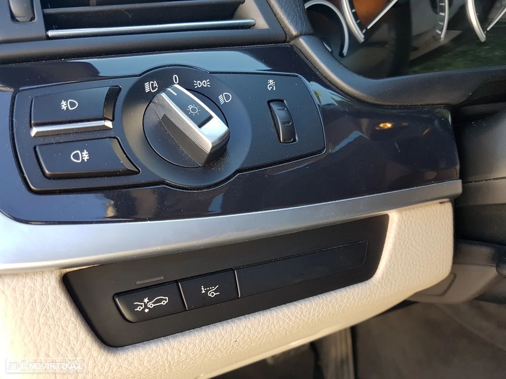 BMW 520 d Touring Aut. Luxury Line - 10