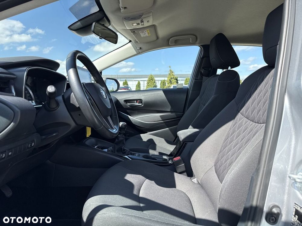 Toyota Corolla - 17