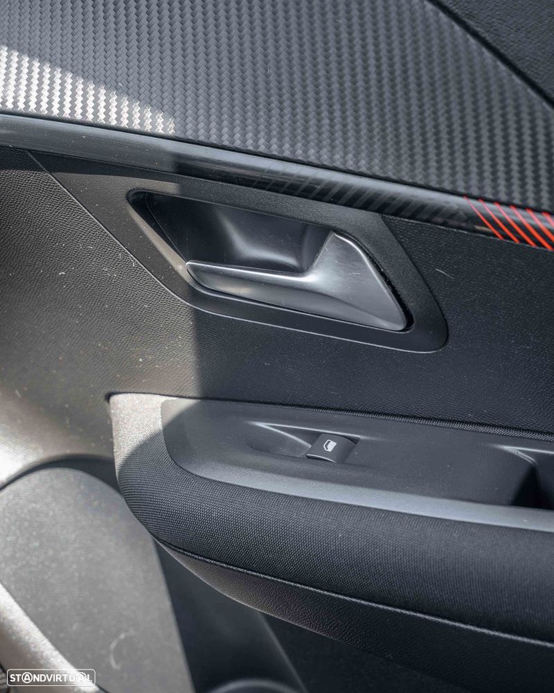 Peugeot 208 PureTech 100 EAT8 Active Pack - 29