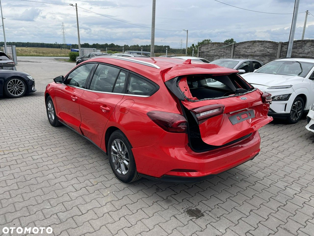 Ford Focus Turnier 1.0 EcoBoost Start-Stopp-System TITANIUM - 13