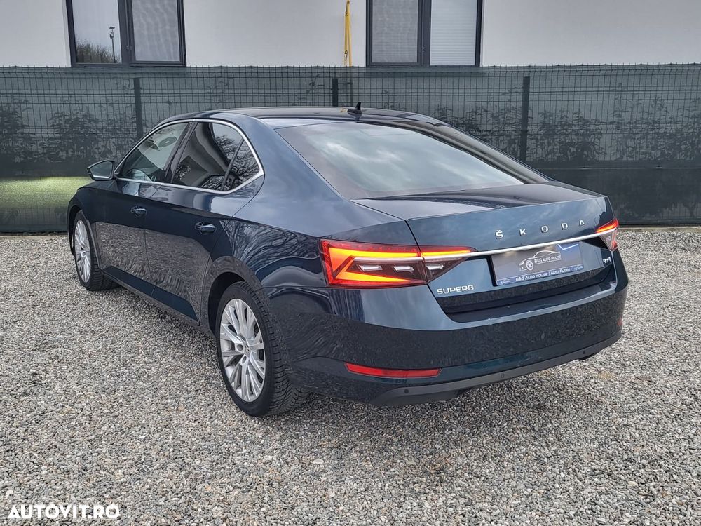 Skoda Superb 2.0 TDI 4X4 DSG Style - 3