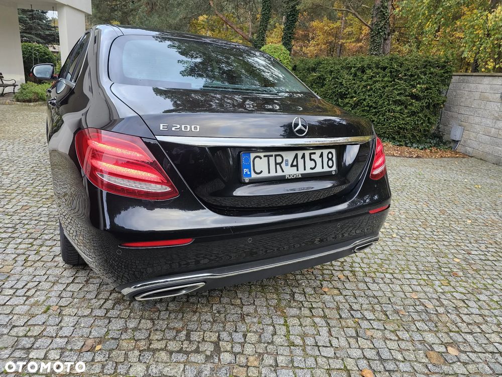 Mercedes-Benz Klasa E 200 9G-TRONIC - 13