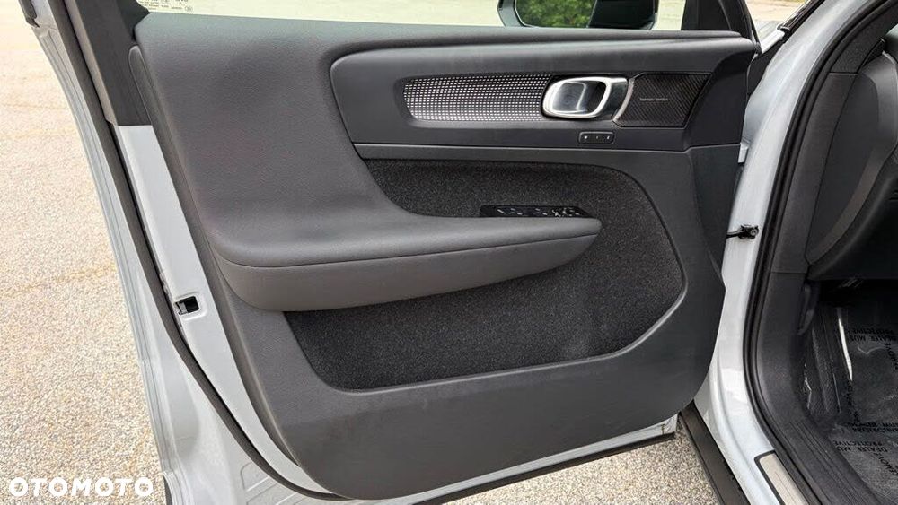 Volvo XC 40 T5 AWD Geartronic R-Design - 19