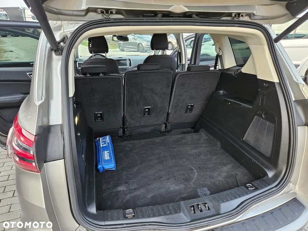 Ford S-Max 2.0 TDCi Titanium - 16