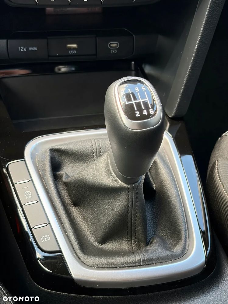 Kia Ceed 1.0 T-GDI Business Line Plus - 32