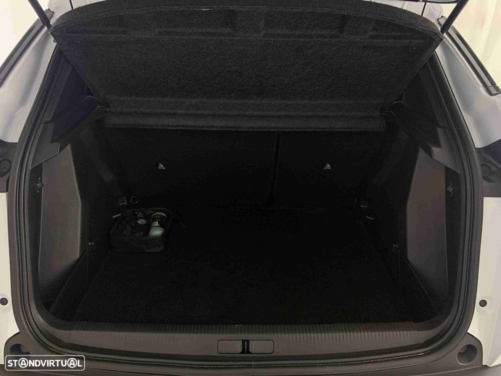 Peugeot 2008 1.2 Hybrid Allure e-DCS6 - 13