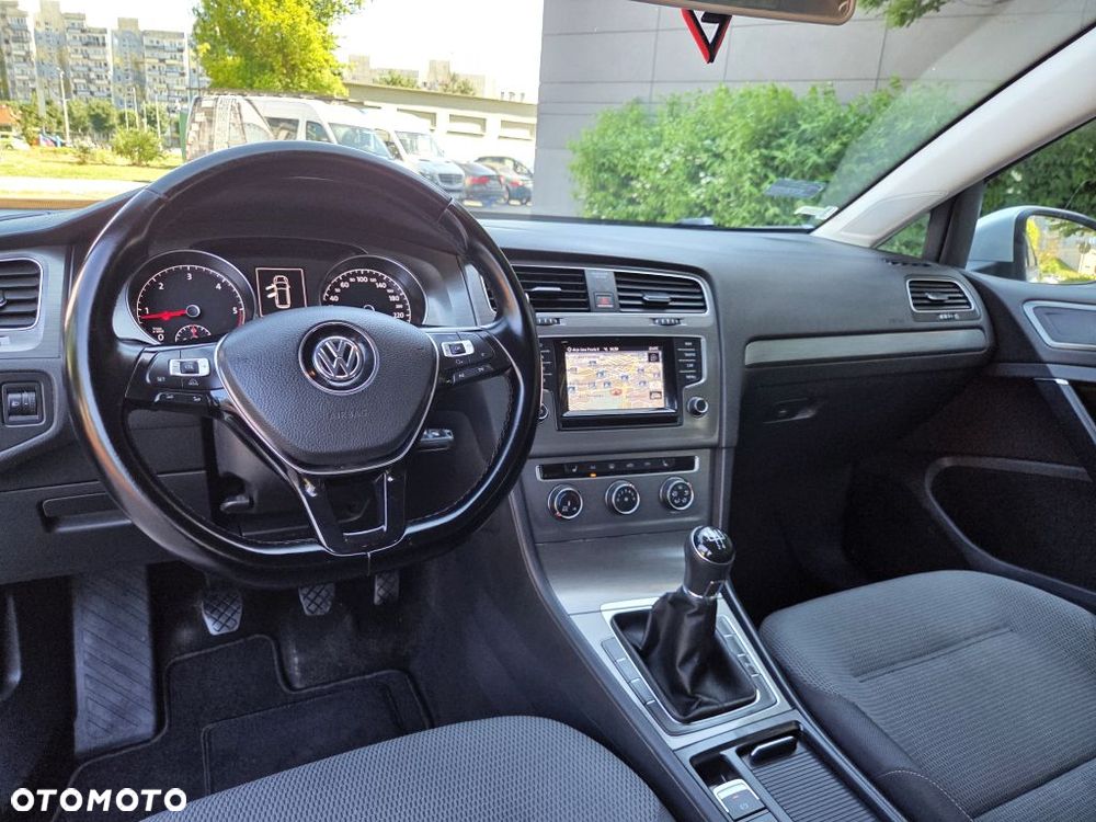 Volkswagen Golf 1.6 TDI BMT Comfortline - 36