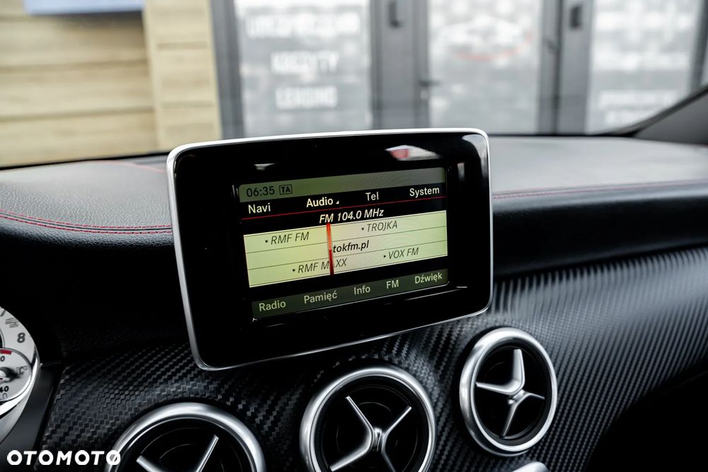 Mercedes-Benz Klasa A 220 4Matic 7G-DCT AMG Line - 32