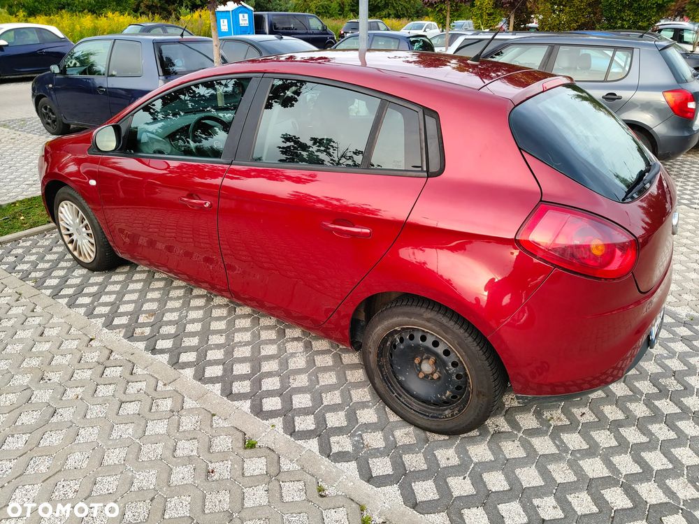 Fiat Bravo 1.4 T-JET 16V Dynamic - 3