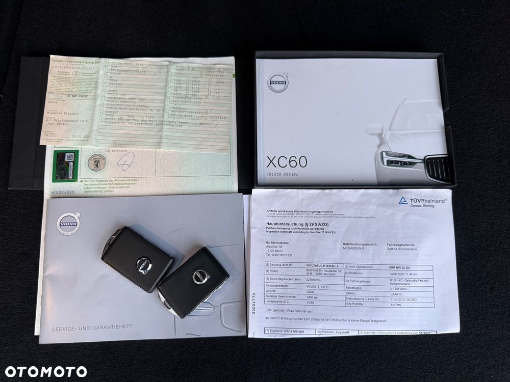 Volvo XC 60 D4 AWD Geartronic Momentum - 33