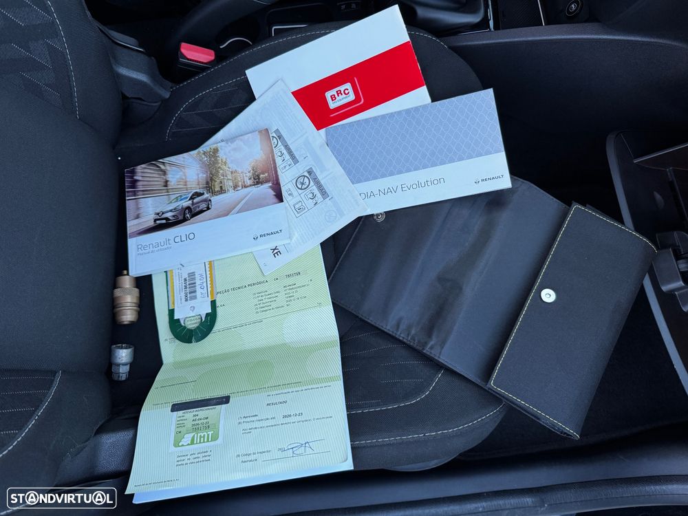 Renault Clio Sport Tourer - 26